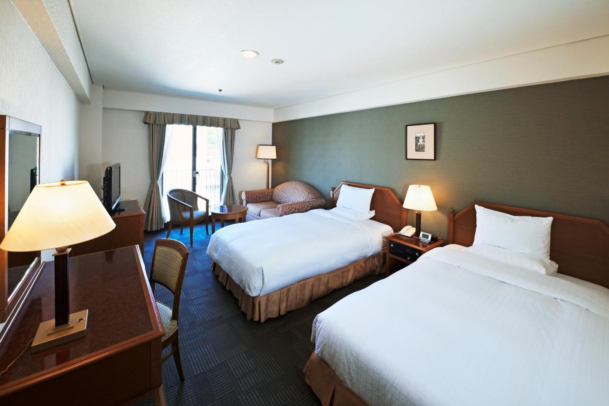 Ana Crowne Plaza Hotel Nagasaki Gloverhill By Ihg Exterior photo